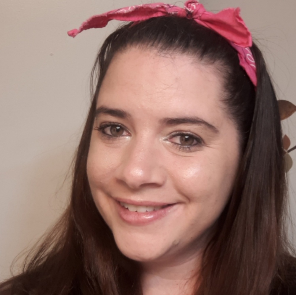 Meet your Posher, Nicole